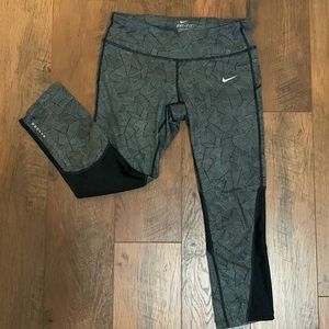 Nike Capri Leggings